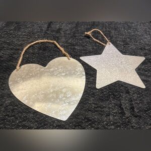 2 Galvanized Wall Decor